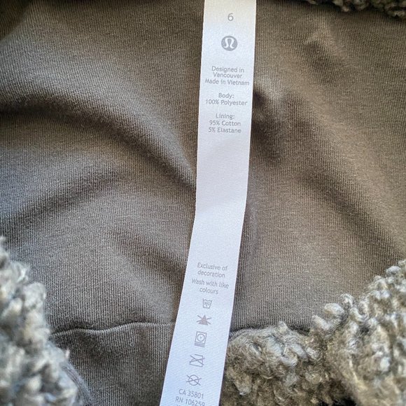 Lululemon Textured Fleece Button Jacket (Dark Olive) - Picture 9 of 9